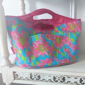 ❗SOLD❗Lilly Pulitzer Insulated Beverage Bucket